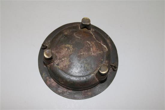 A Chinese archaic bronze tripod vessel, 15.5cm